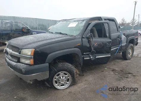 2004 Chevrolet Silverado 2500Hd Ls z USA, uszkodzony, nr VIN 1GCHK23U44F136626